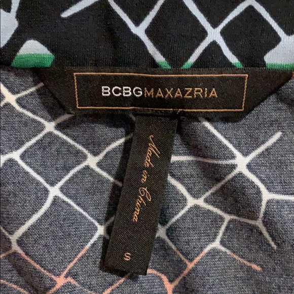 BCBGMAXAZRIA dress with quarter length sleeves - Picture 3 of 5